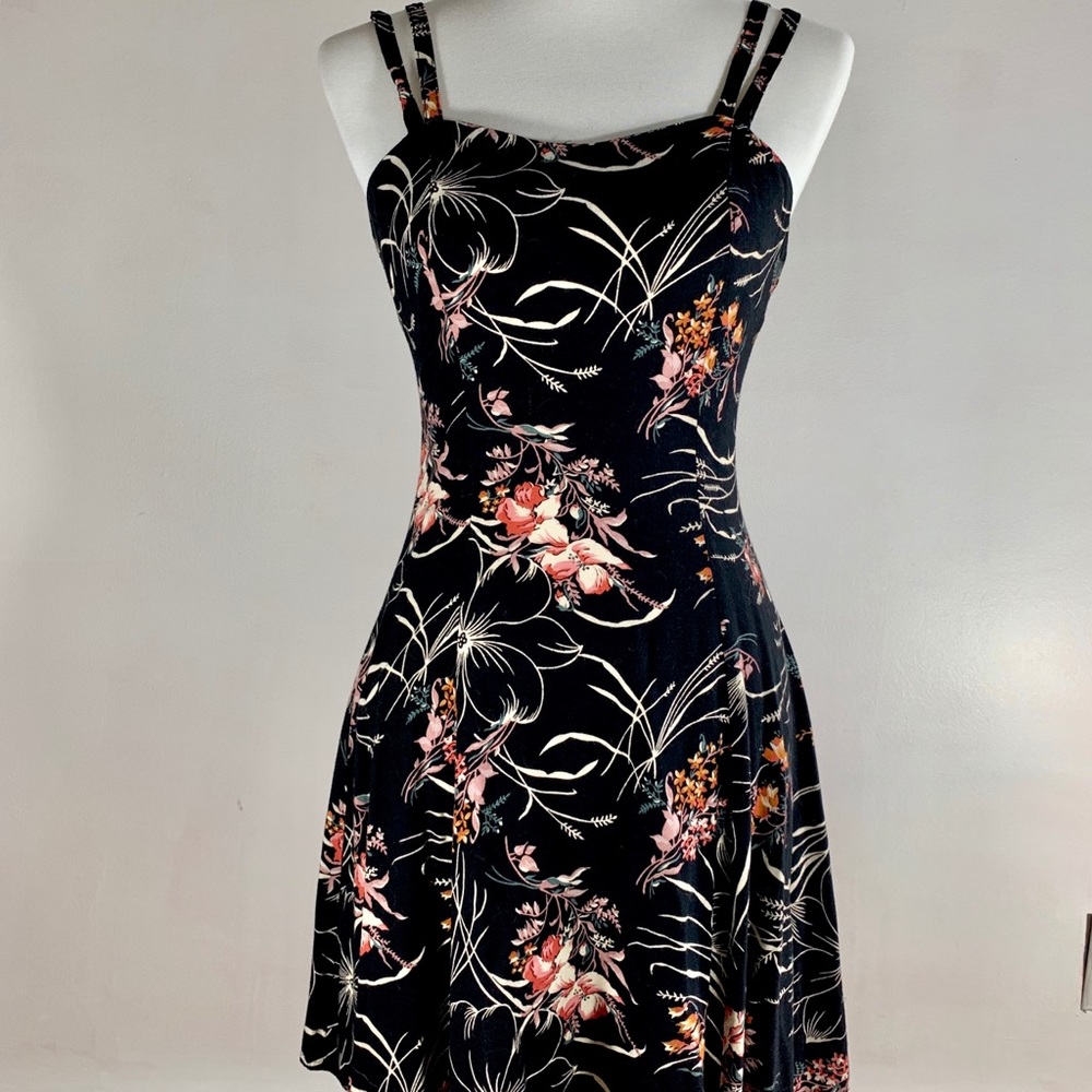 Floral print A-line dress with double straps